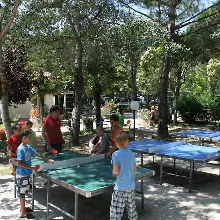 Inviting Holiday In Castiglione Del Lago With Garden