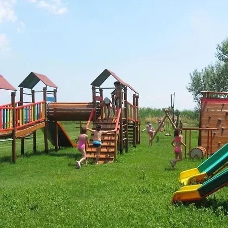 Inviting Holiday In Castiglione Del Lago With Garden *