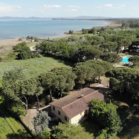 Inviting Holiday In Castiglione Del Lago With Garden *